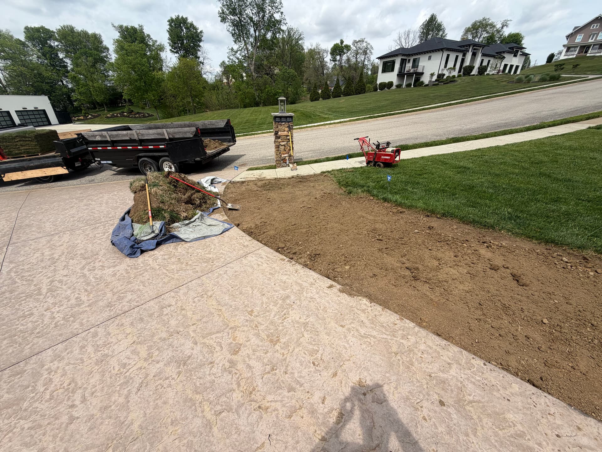 Removing Bermuda Grass and Installing Tall Fescue Sod image